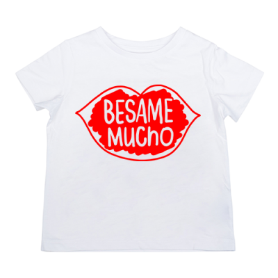 Футболка «Besame mucho»